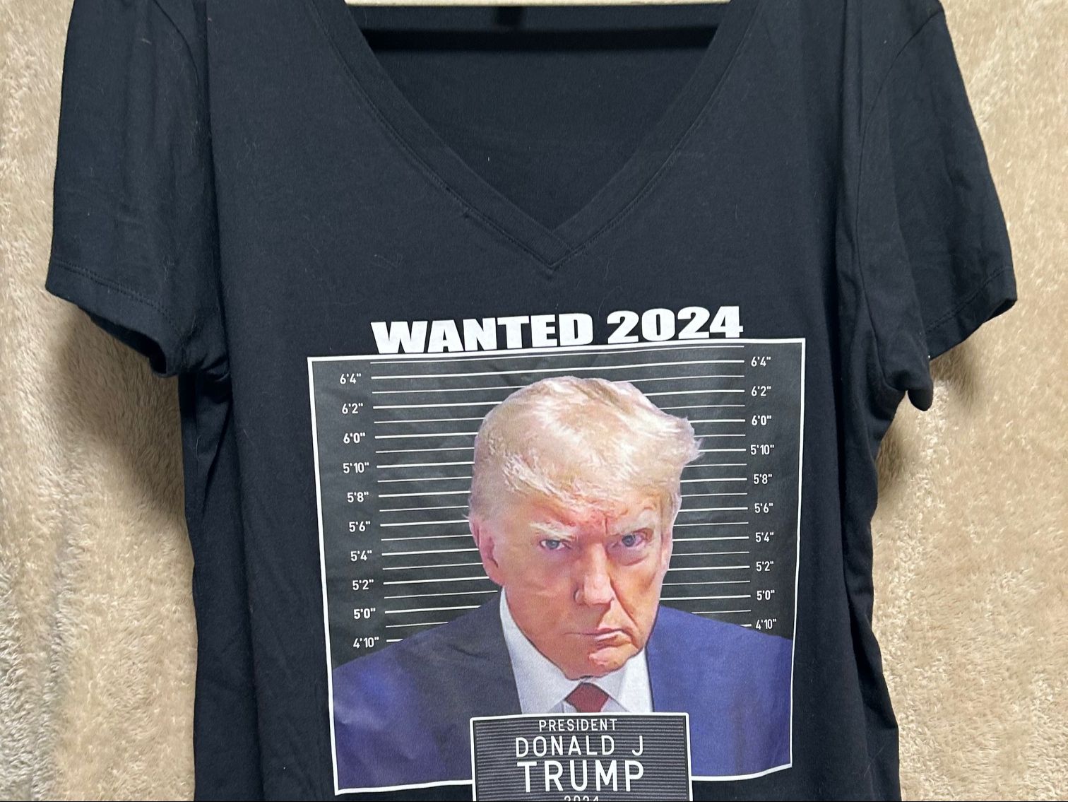 T-Shirt:  Trump Wanted 2024, Size 2XL